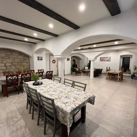 Lawendowa Stajnia Bed & Breakfast Lwowek Slaski Exterior photo