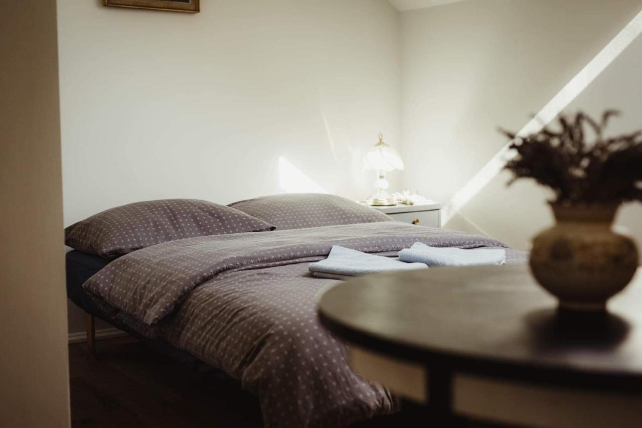 Lawendowa Stajnia Bed & Breakfast Lwowek Slaski Exterior photo